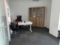 Alexandra Road (D5), Office #592436171